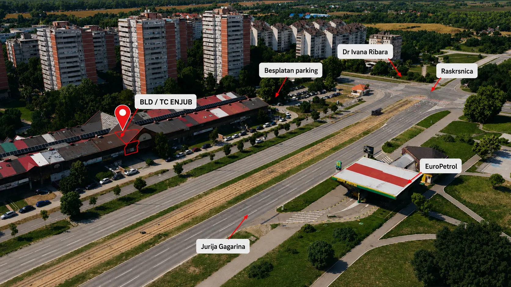 Pogled iz vazduha sa označenom lokacijom BLD salona u TC ENJUB, prilazom i parkingom